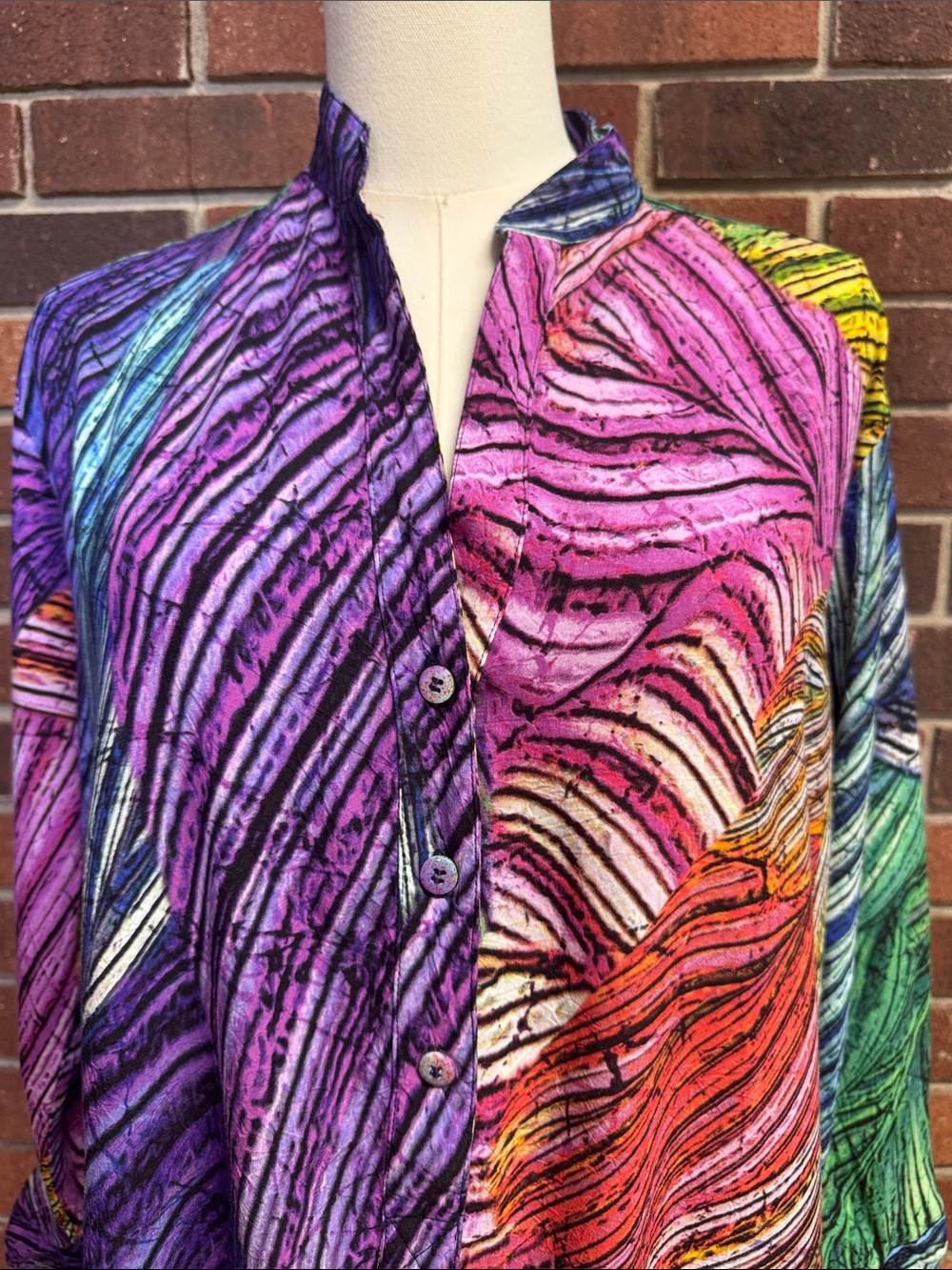 Jams World Vibrant Multicolor Samba Patterned Top Size Large - Picture 2 of 12